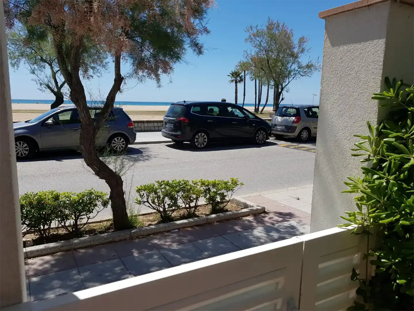 Aparcament de Pis per a compartir en El Vendrell amb Aire condicionat, Jardí privat i Moblat