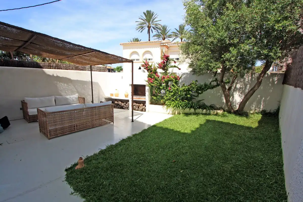 Jardín de Casa adosada en venta en Dénia con Jardín privado y Alarma