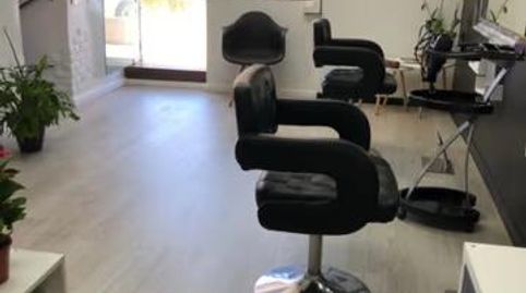 SE VENDE LOCAL DE PELUQUERÍA LISTO PARA TRABAJAR!