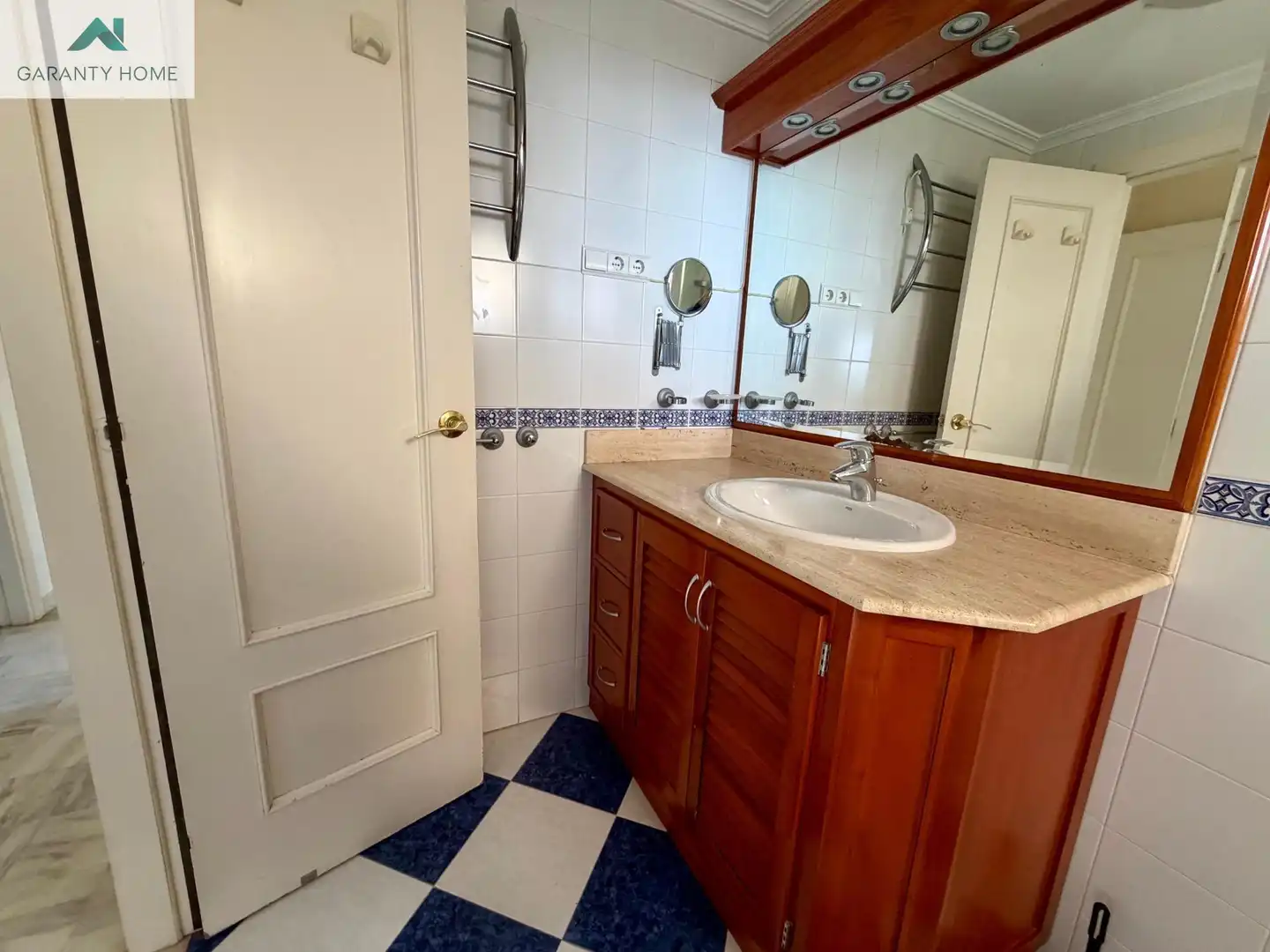 Baño de Dúplex en venta en Rincón de la Victoria con Aire acondicionado, Calefacción y Terraza