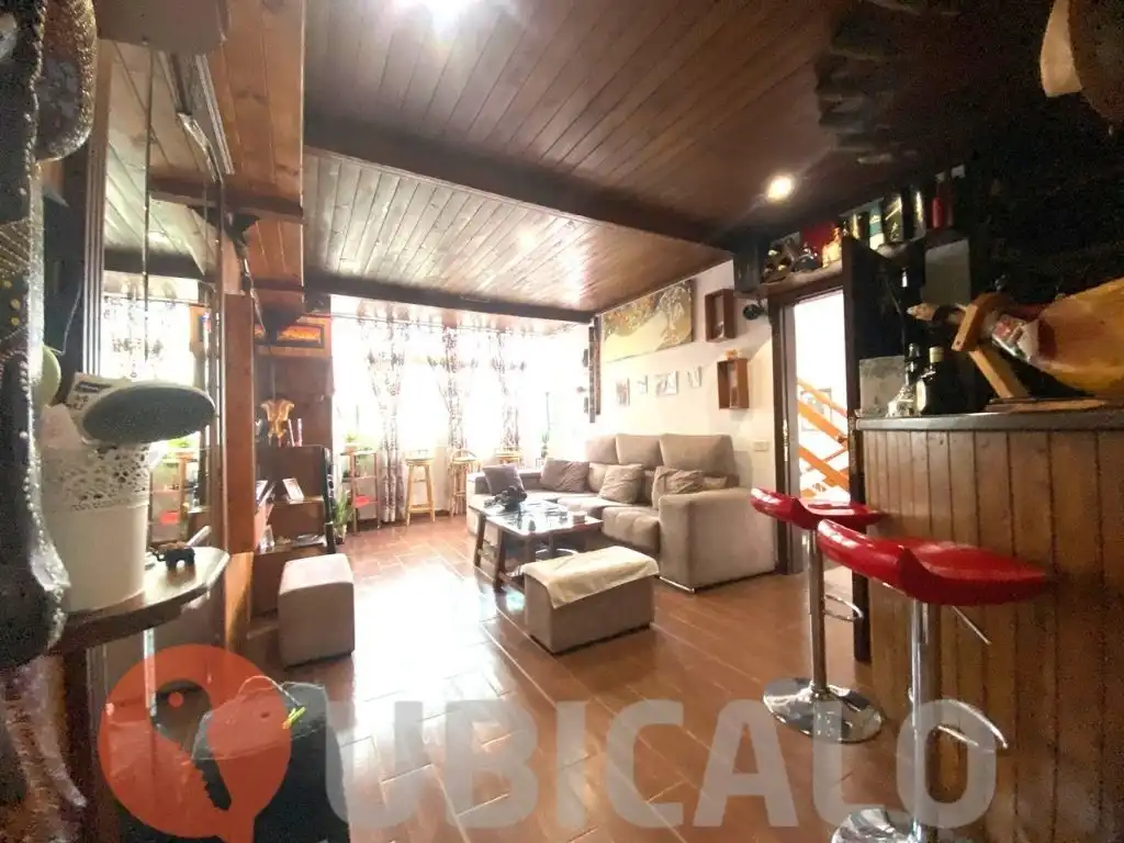 Sala de estar de Casa adosada en venta en San Cristóbal de la Laguna con Terraza, Trastero y Amueblado