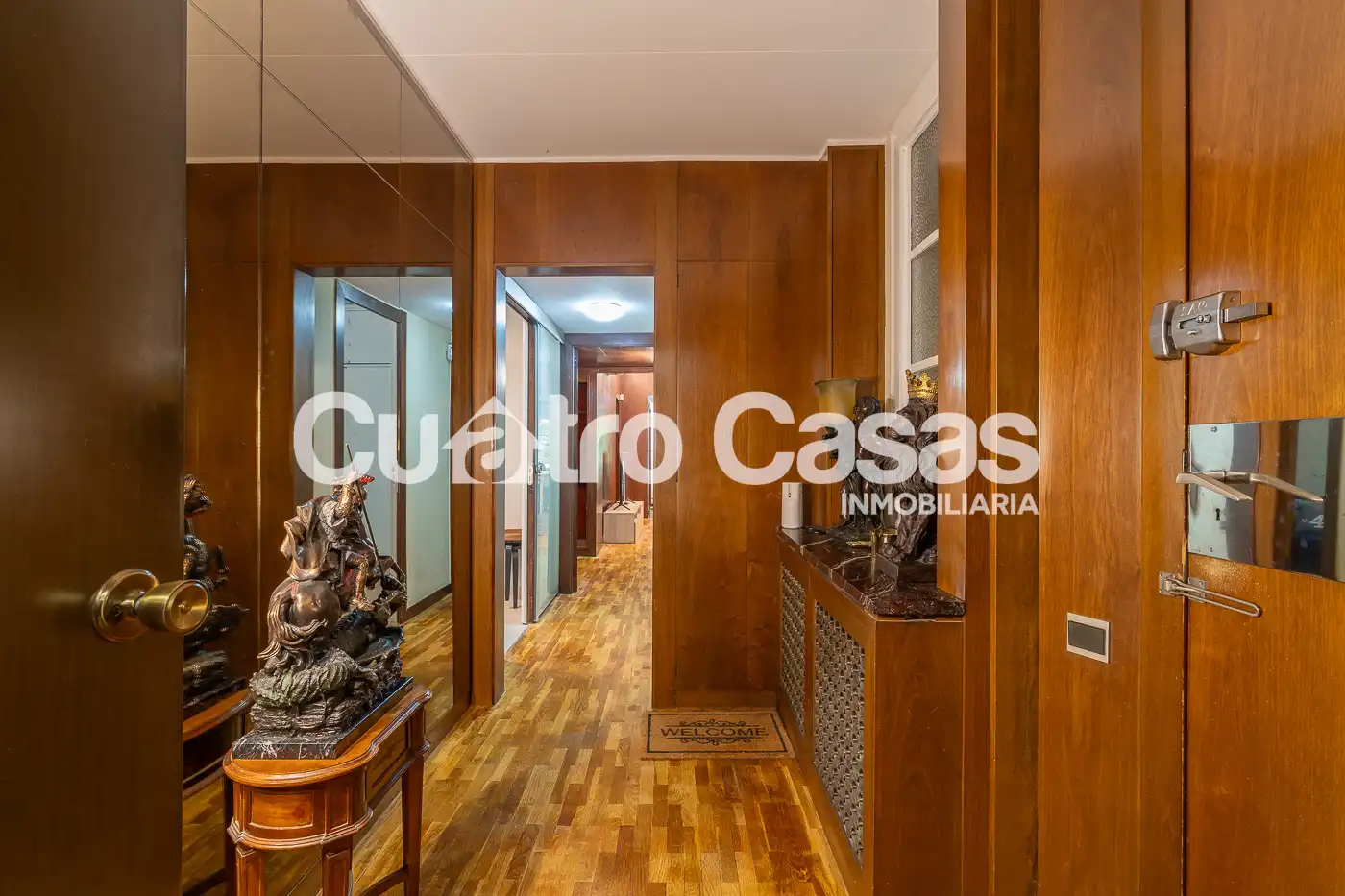 Flat for sale in Barcelona  with Air Conditioner, Heating and Parquet flooring