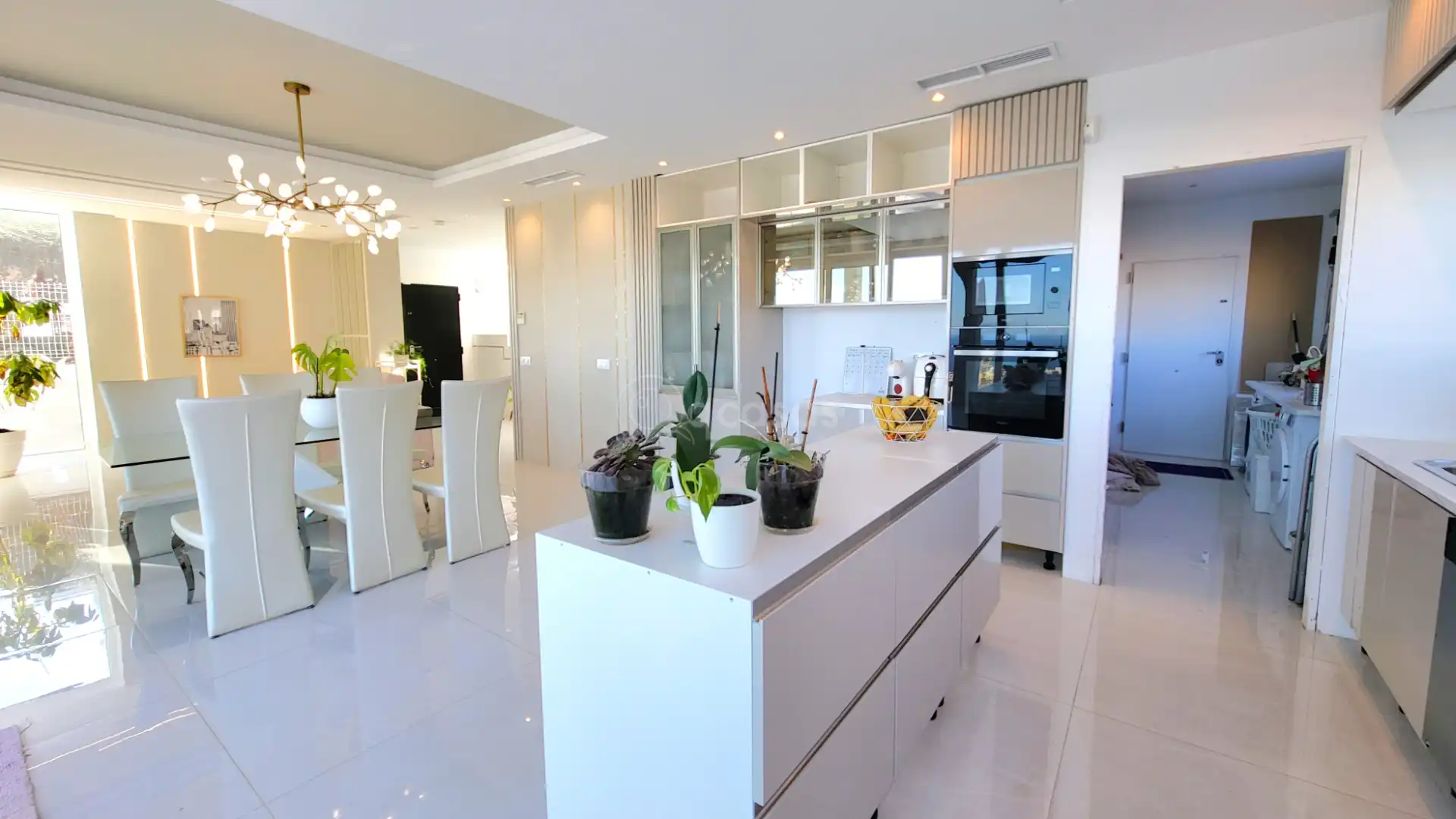 Cocina de Casa o chalet en venta en Benalmádena con Aire acondicionado, Calefacción y Jardín privado