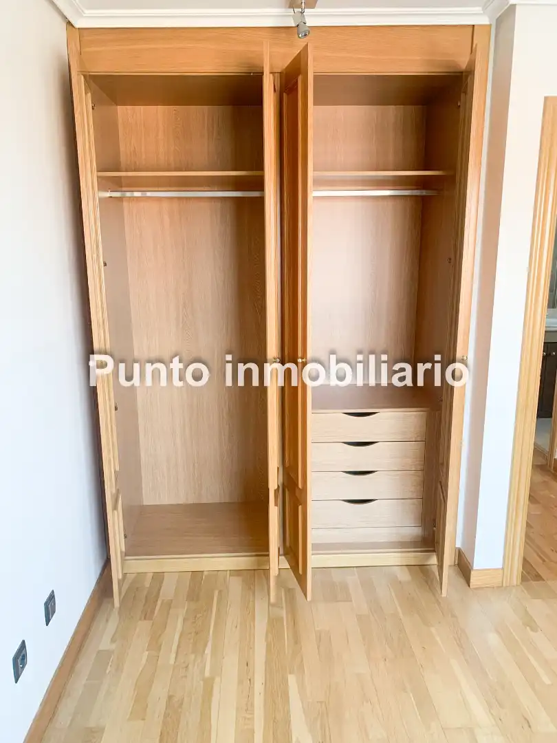 Wohnung zur Miete in Calle Santa Ana, La Flecha - Monasterio del Prado