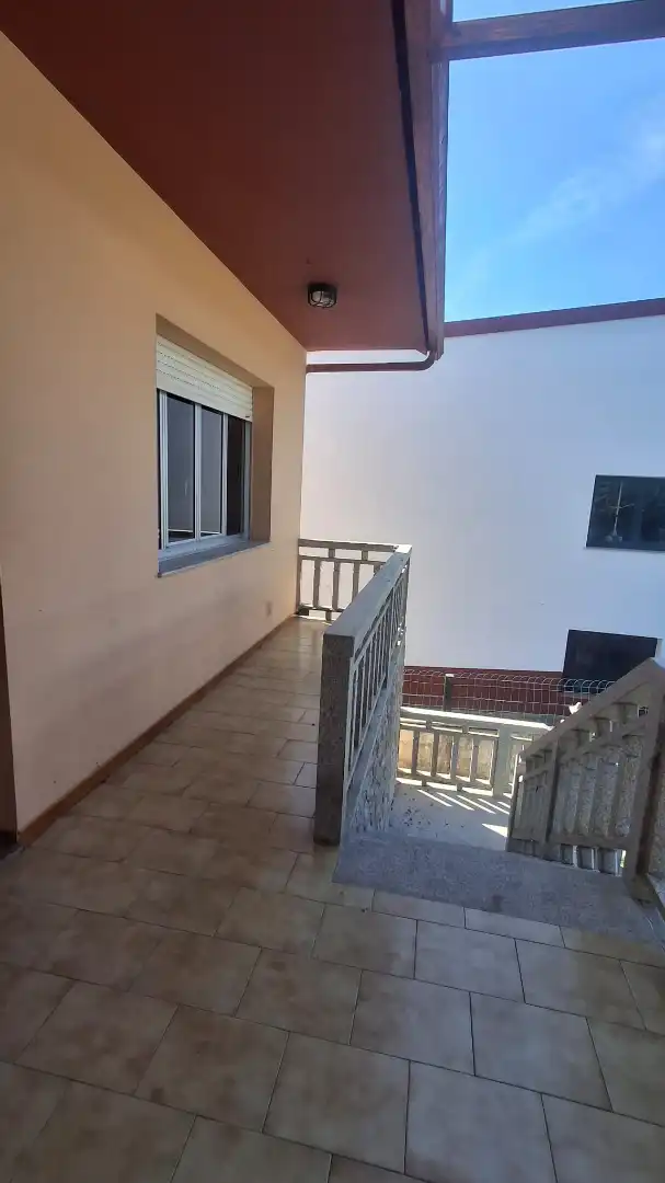 Terrassa de Casa o xalet en venda en Porto do Son amb Jardí privat, Terrassa i Traster