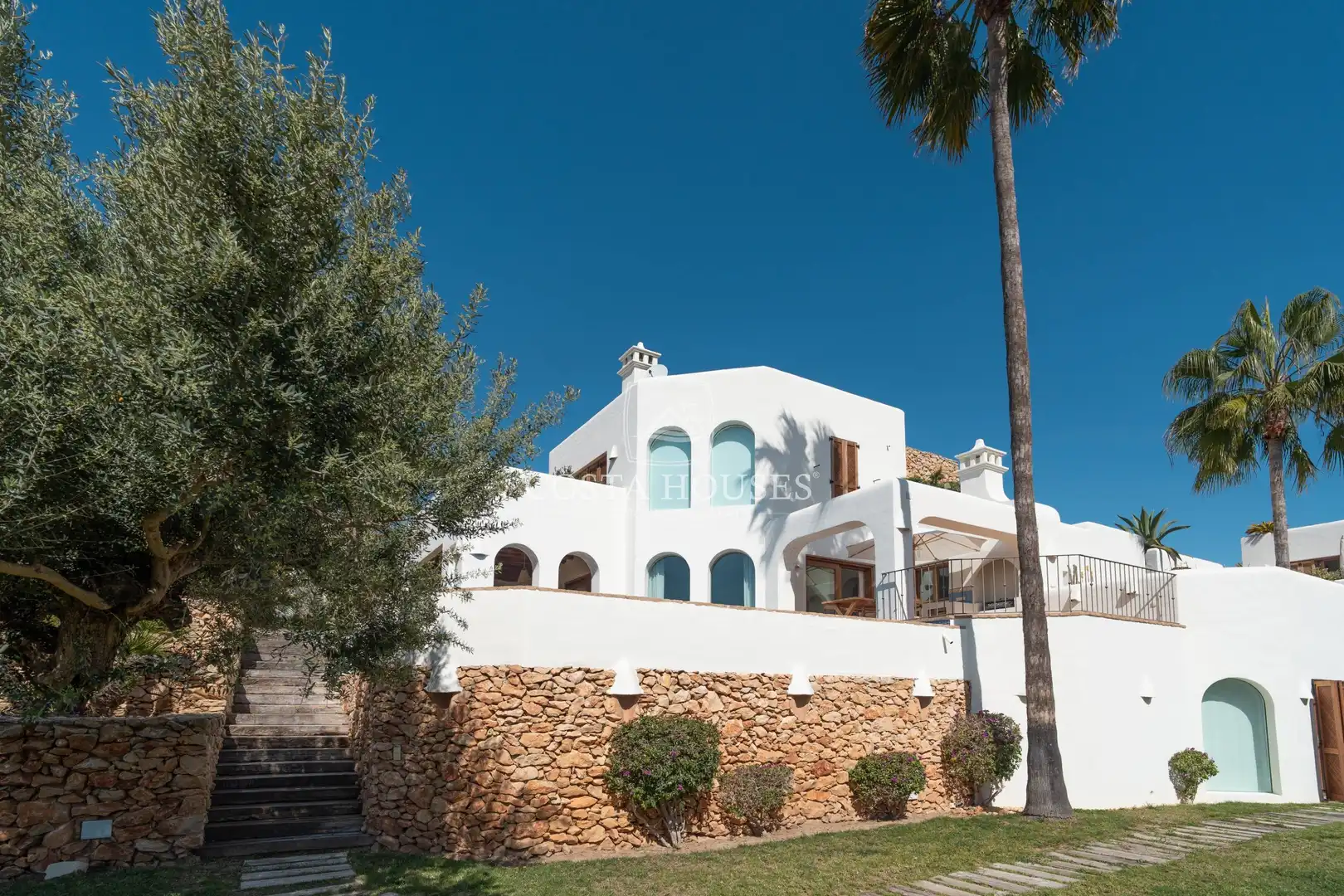 Vista exterior de Casa o xalet en venda en Moraira amb Aire condicionat, Calefacció i Jardí privat