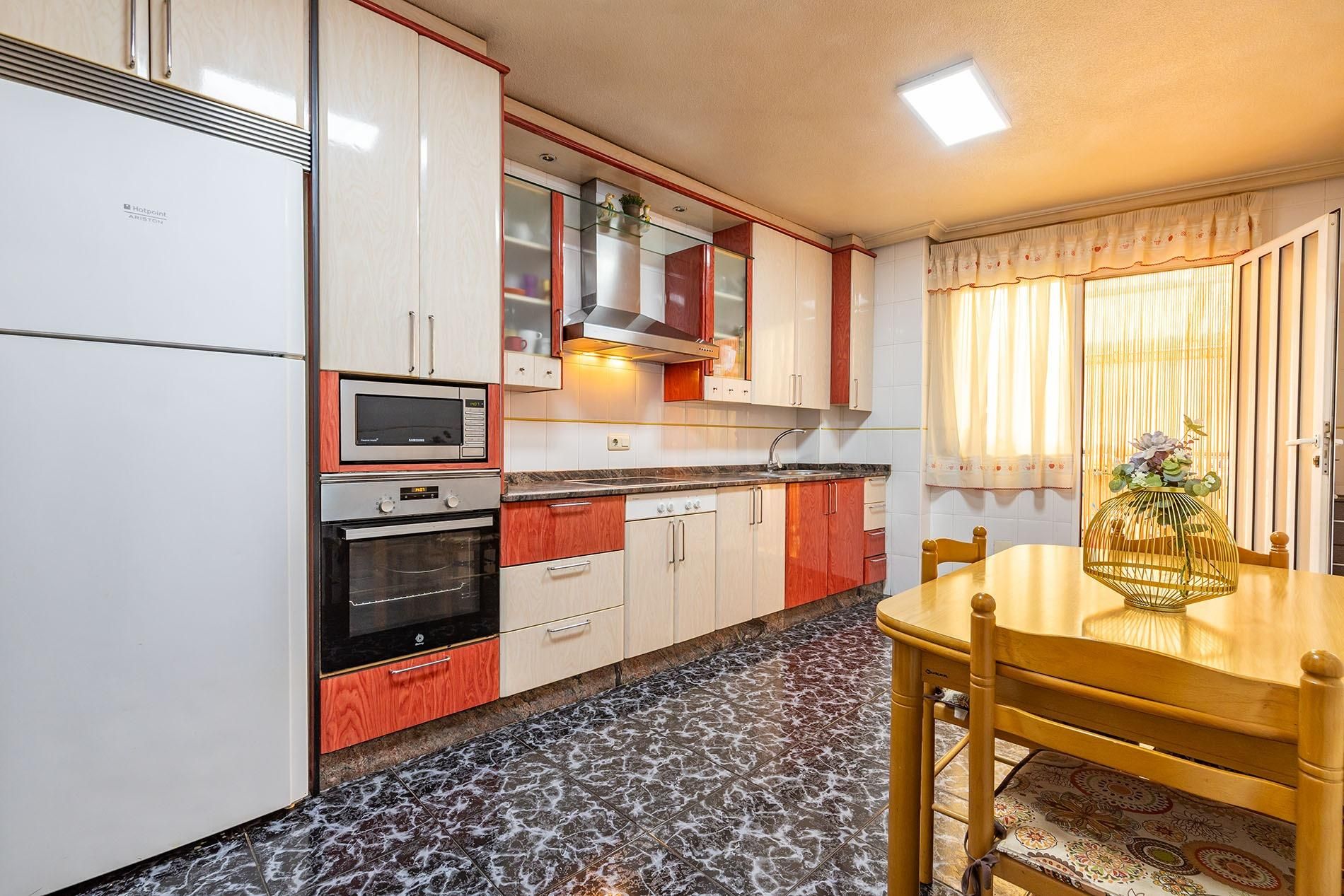 Kitchen of Flat for sale in Molina de Segura  with Air Conditioner and Heating