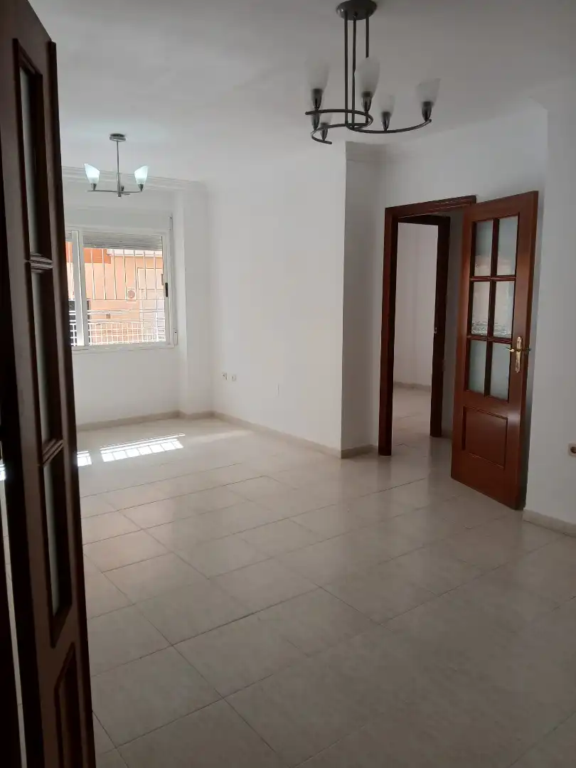 Piso en venta en Motril con Aire acondicionado, Trastero y Amueblado