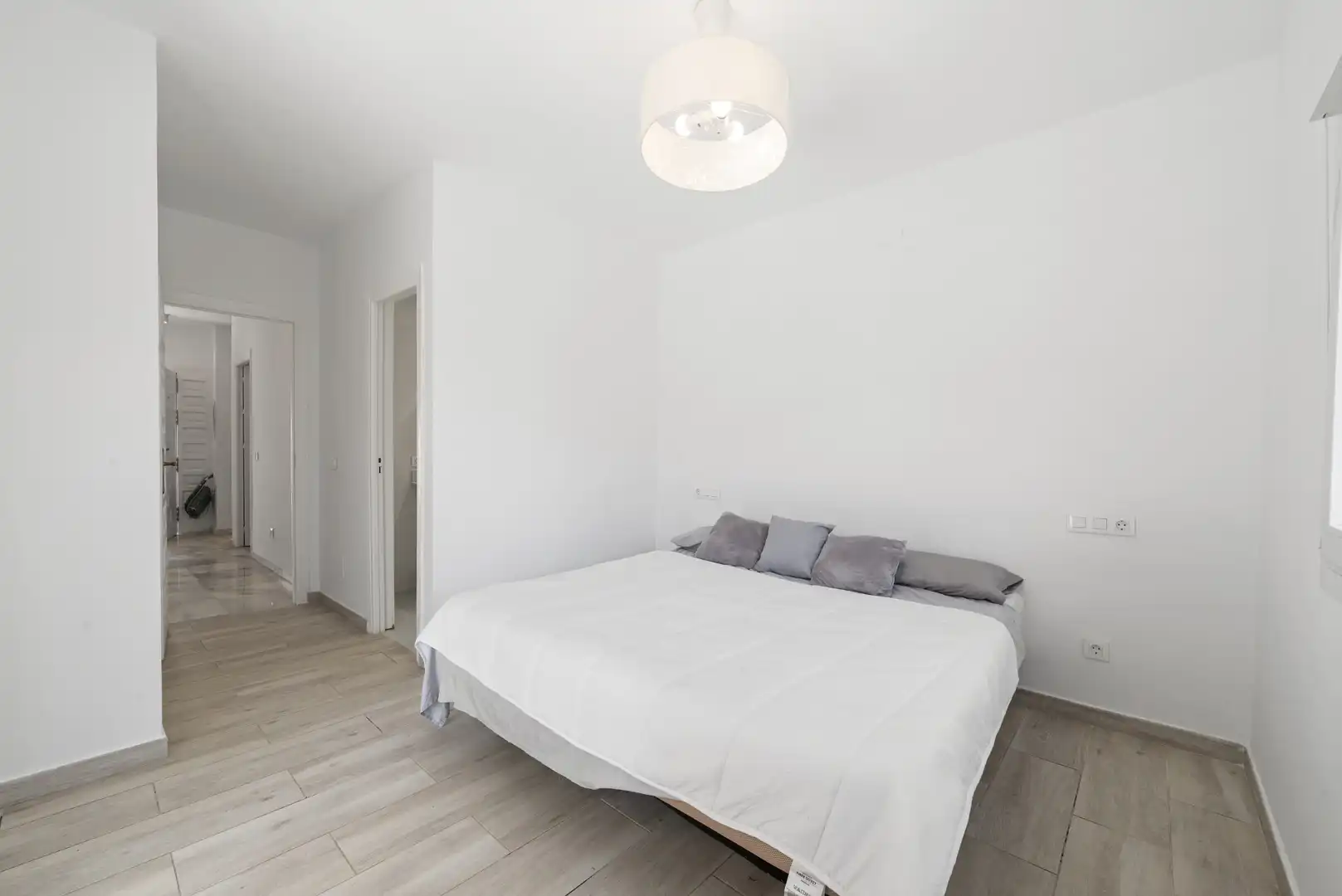 Bedroom of Houses for sale in Mijas  with Air Conditioner, Private garden and Terrace