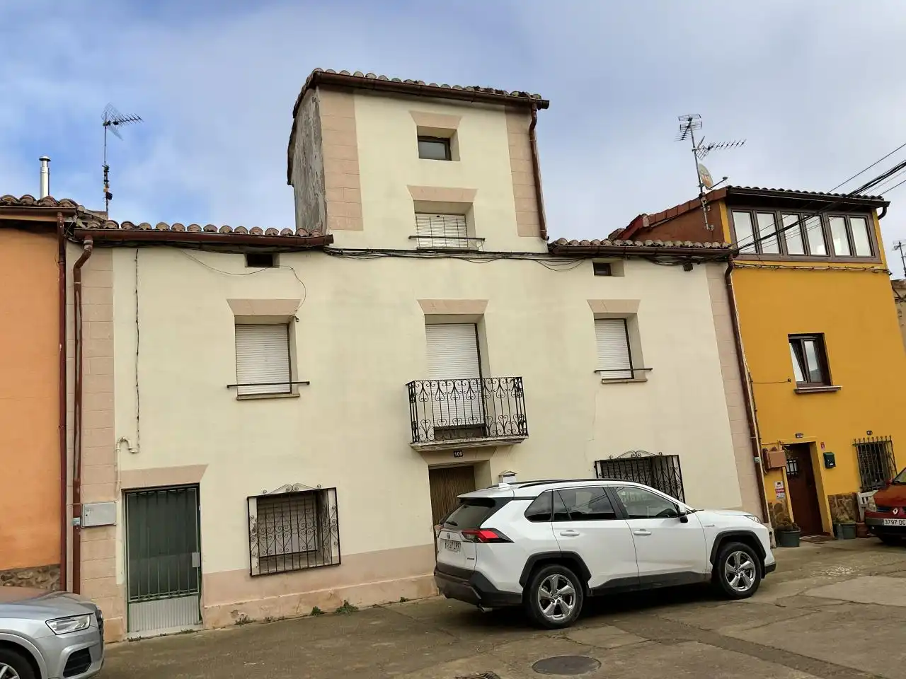 Exterior view of Houses for sale in Cirueña  with Heating, Private garden and Furnished