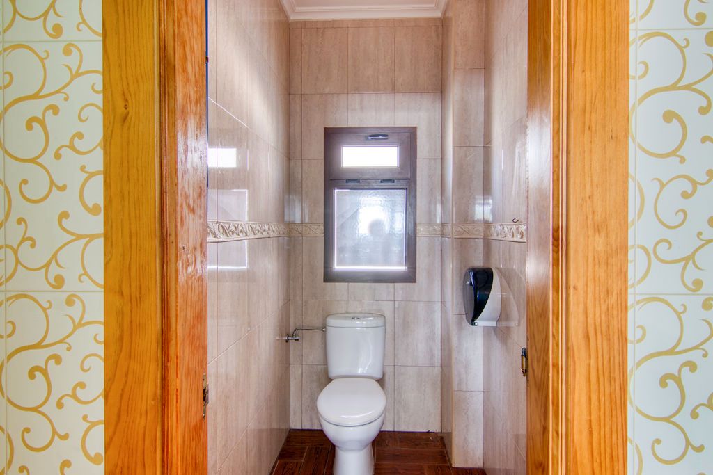 Bany de Local en venda en Los Corrales de Buelna 