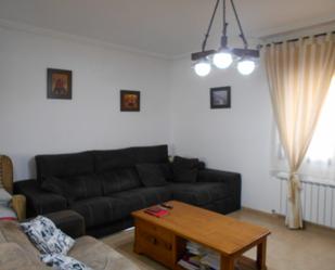 Living room of Single-family semi-detached for sale in Carrión de Calatrava  with Air Conditioner