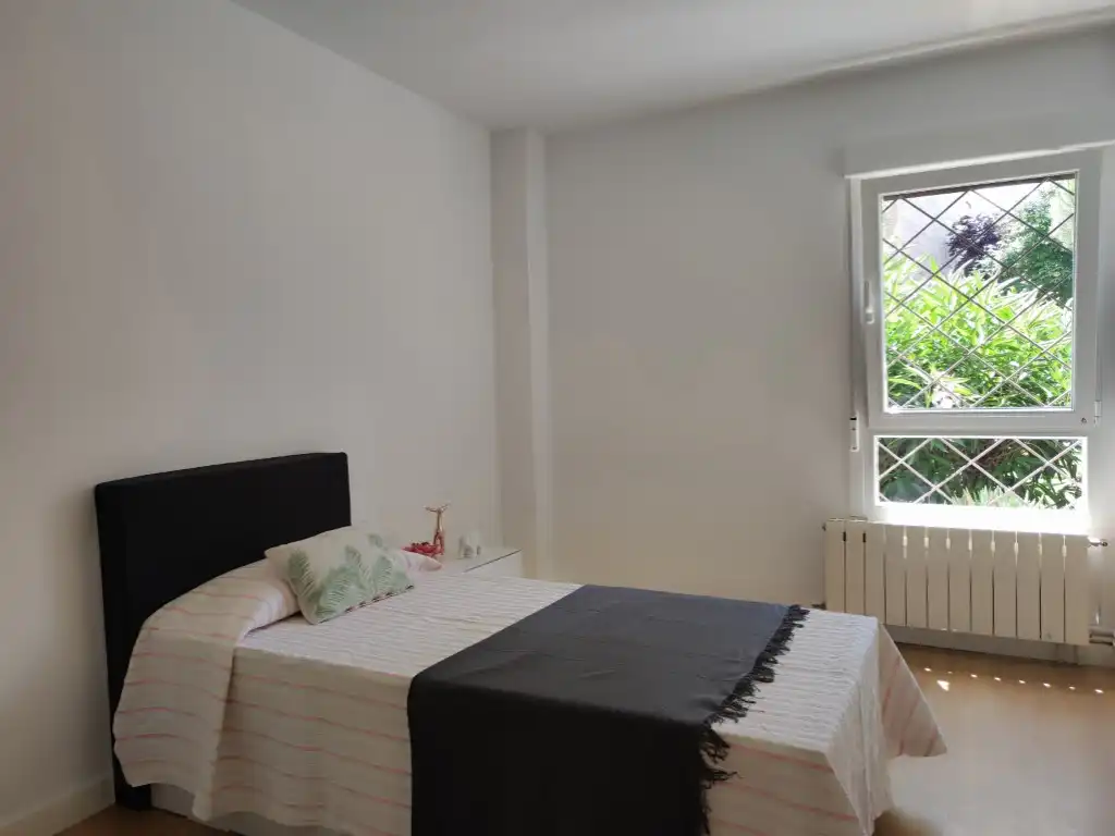 Habitación de Planta baja en venta en Casco Antiguo