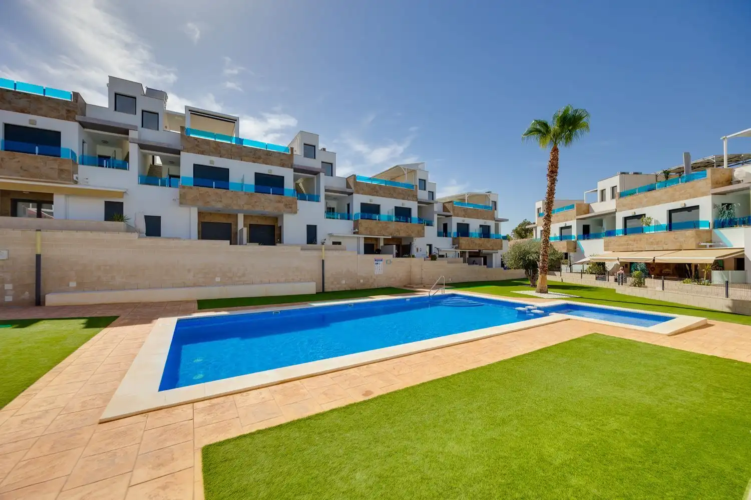 Reihenhaus mit Pool zum Verkauf in Calle Carmen Laforet 58, imagen 42