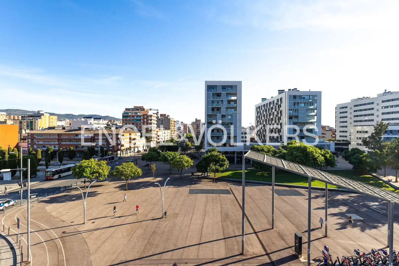 Appartamento con terrazza in affitto a Gorg - Progrés, imagen 40