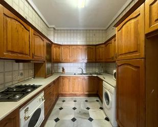 Cuina de Casa o xalet en venda en La Línea de la Concepción amb Terrassa i Traster