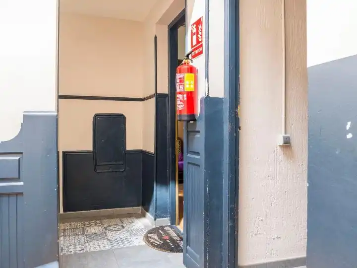 Pis amb ascensor de lloguer a CALLE DE LOS TRES PECES 34, imagen 14