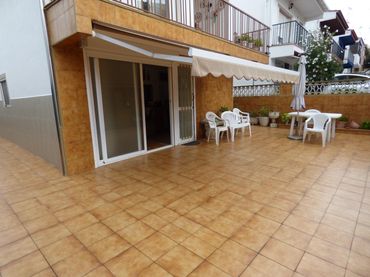 Casa con balcone in vendita a Palafolls