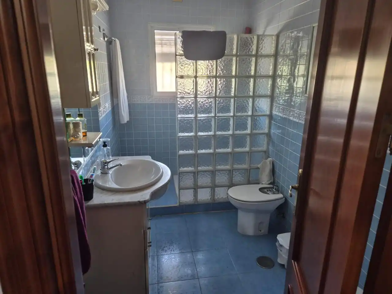 Baño de Casa o chalet en venta en Palomares del Río con Aire acondicionado, Jardín privado y Terraza