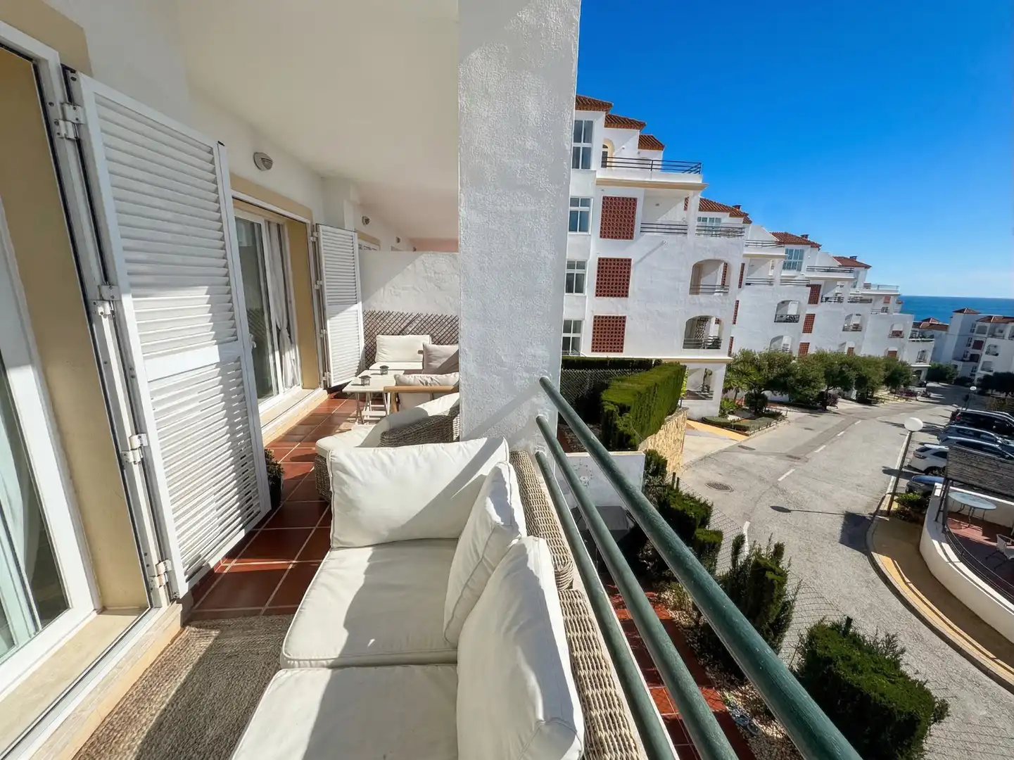 Vista exterior de Apartamento en venta en Manilva con Aire acondicionado, Calefacción y Terraza