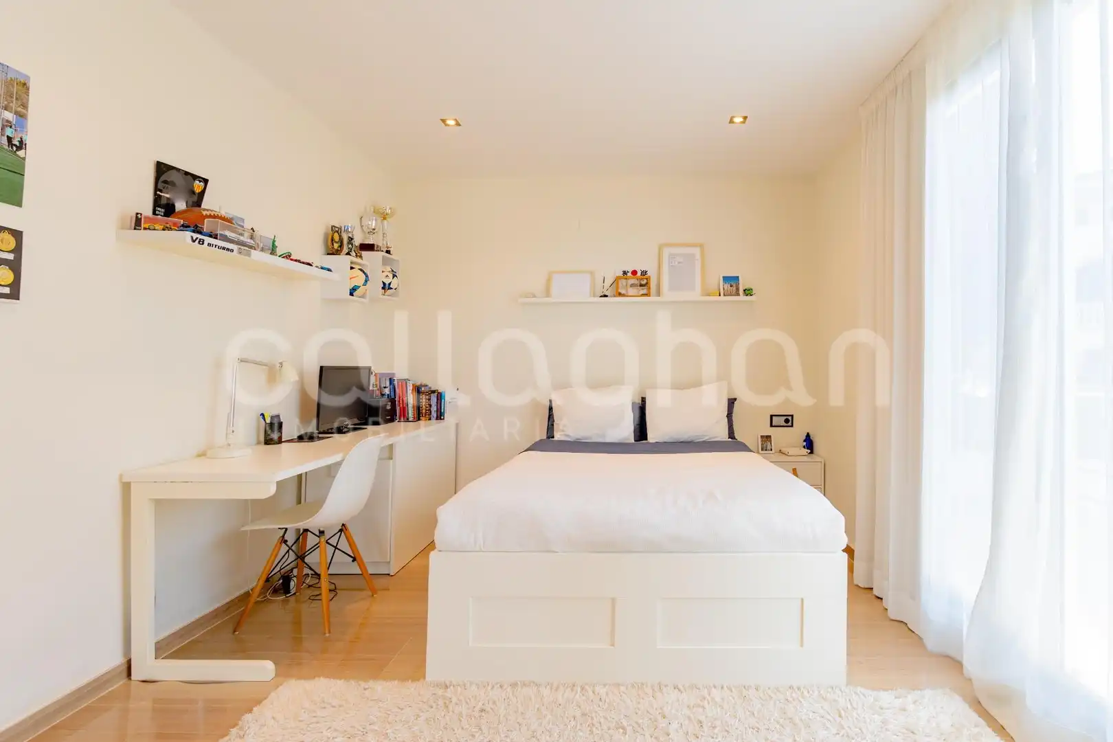 Habitación de Casa o chalet en venta en Chiva con Aire acondicionado, Calefacción y Jardín privado