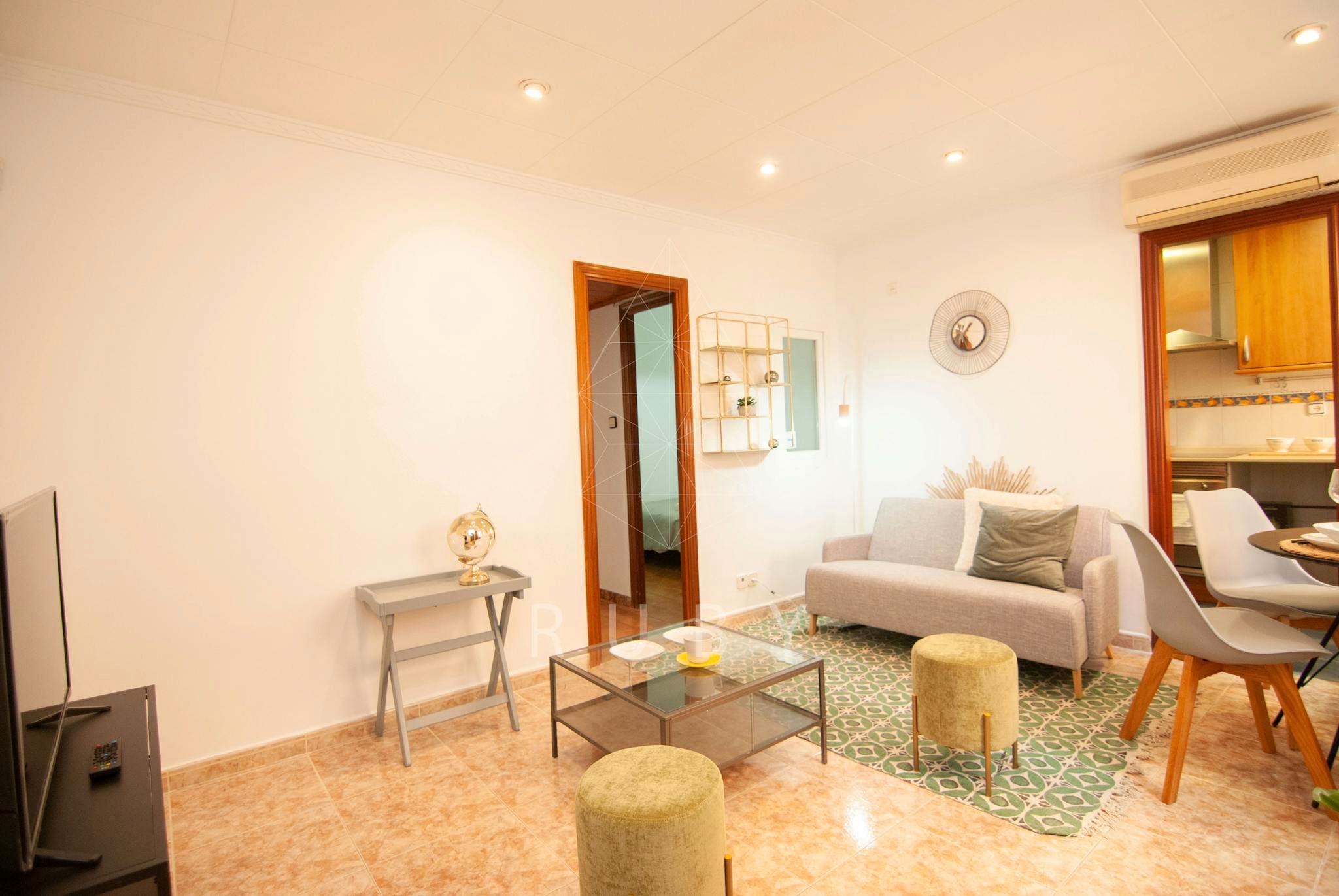 Living room of Flat to rent in L'Hospitalet de Llobregat  with Air Conditioner, Heating and Furnished