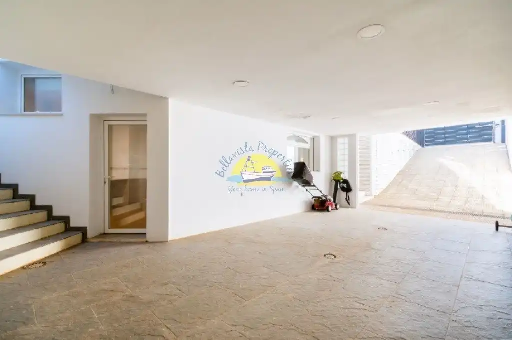 Casa o chalet en venta en L'Alfàs del Pi con Aire acondicionado, Jardín privado y Terraza