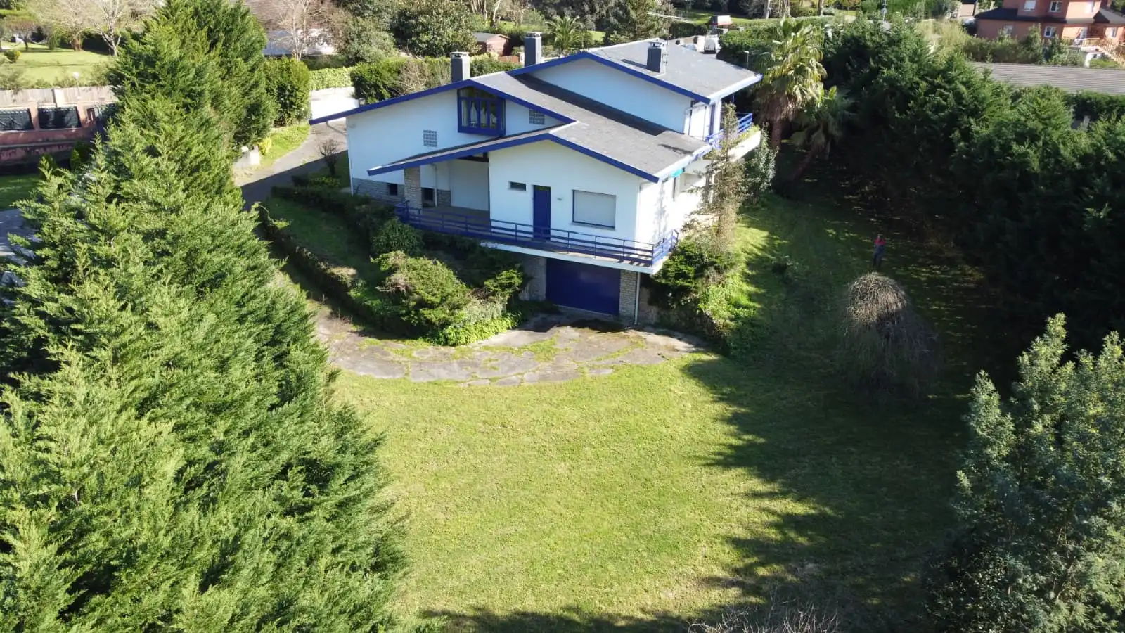 Vista exterior de Casa o xalet en venda en Plentzia amb Calefacció, Jardí privat i Parquet