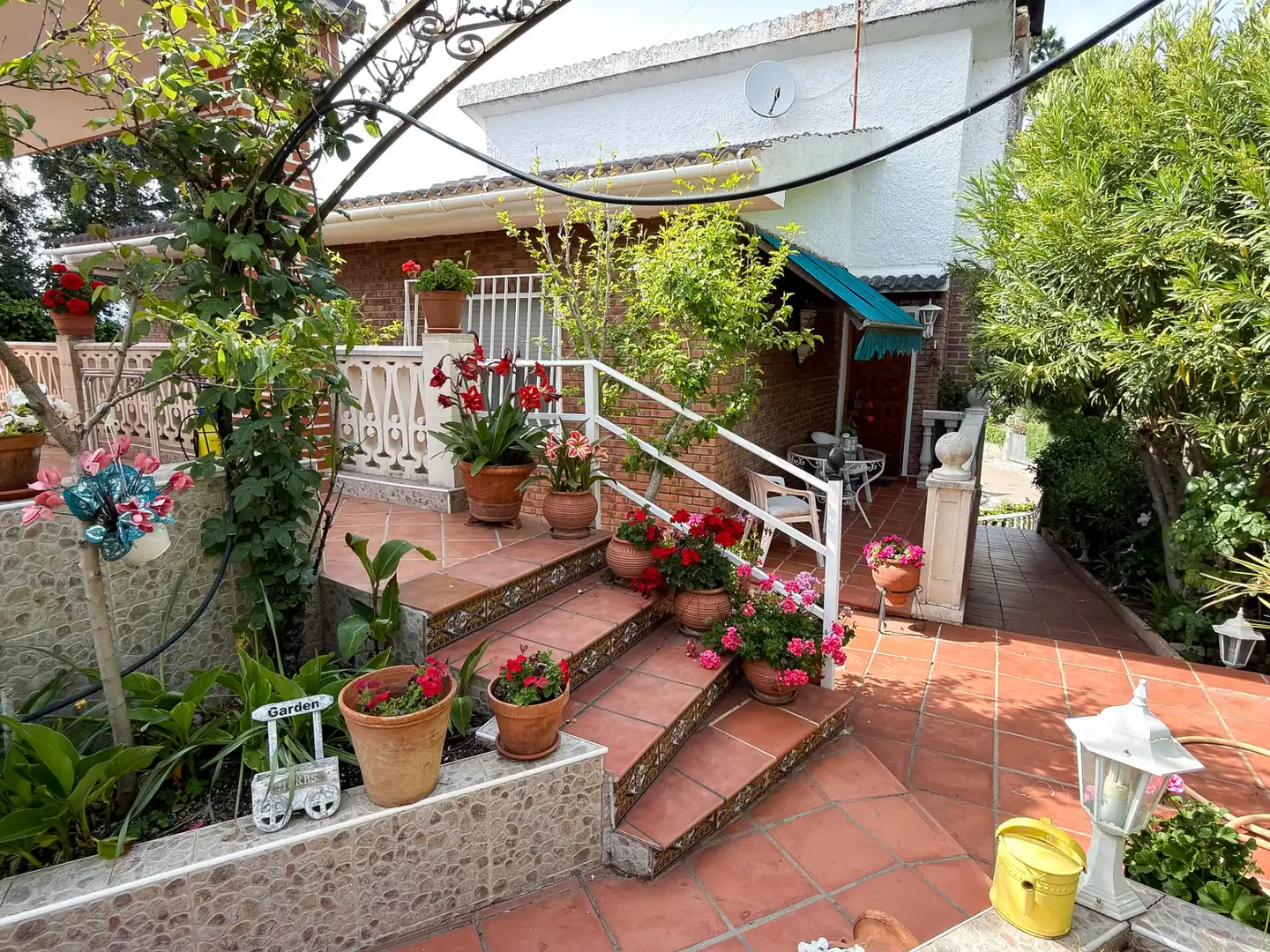 Terrassa de Casa o xalet en venda en Santa Cruz del Retamar amb Calefacció, Jardí privat i Terrassa