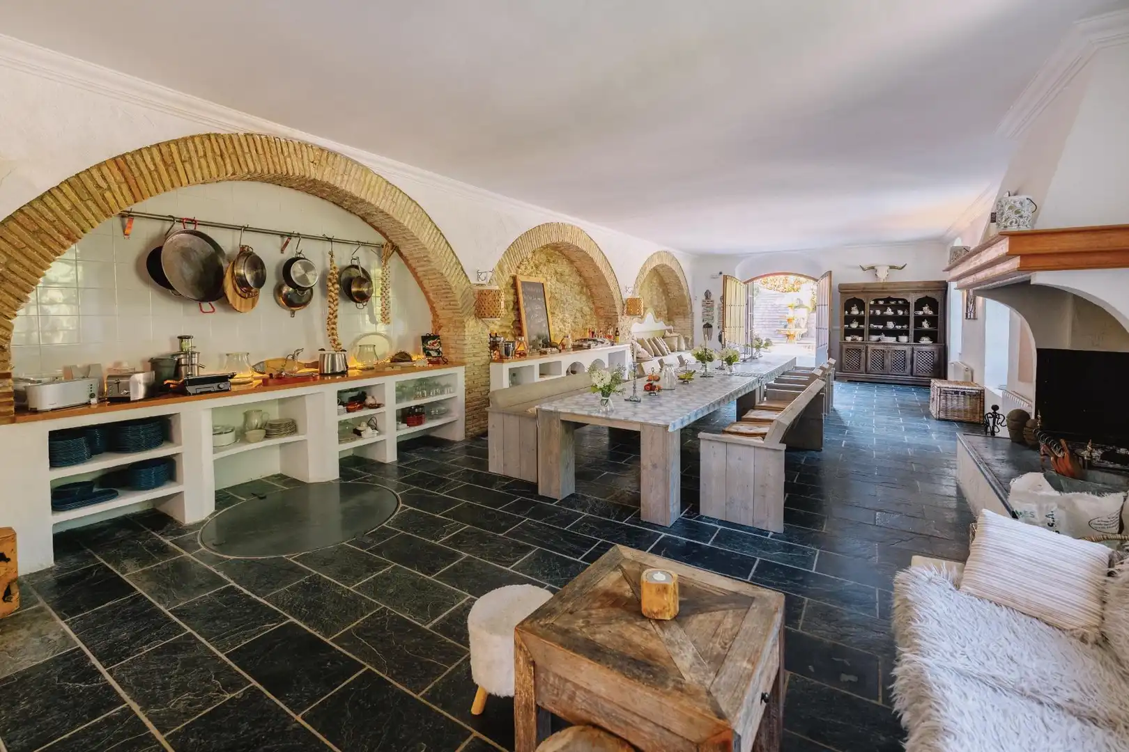 Cocina de Finca rústica en venta en Setenil de las Bodegas