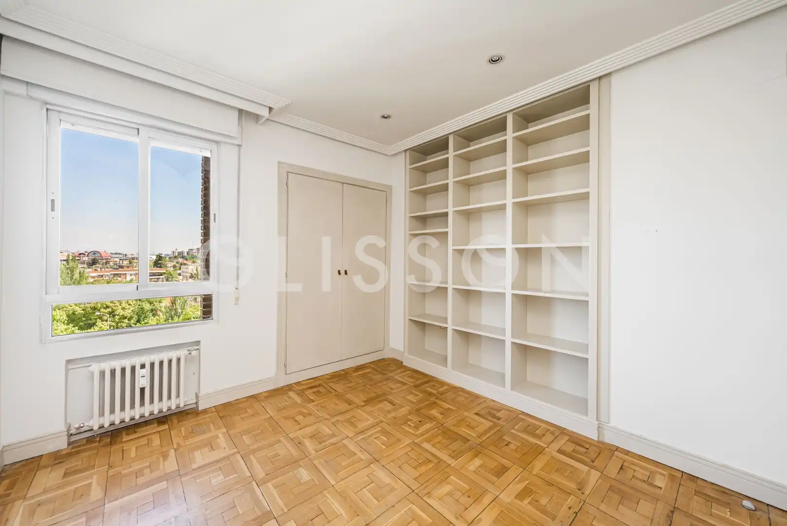 Dormitori de Apartament en venda en Madrid amb Aire condicionat i Traster