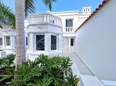 Casa a schiera con balcone in vendita a Costa Adeje