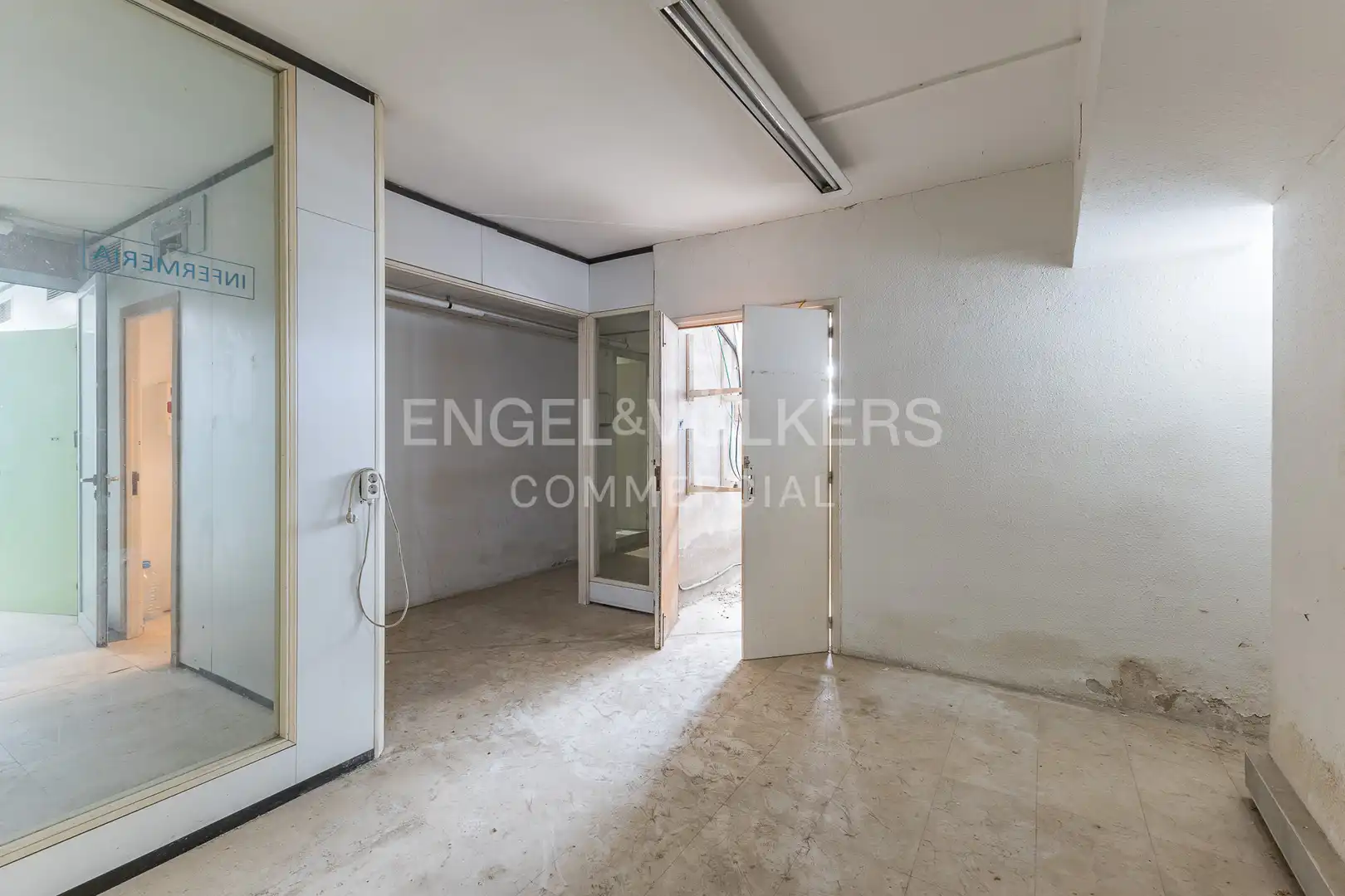Büro zur Miete in Esplugues de Llobregat