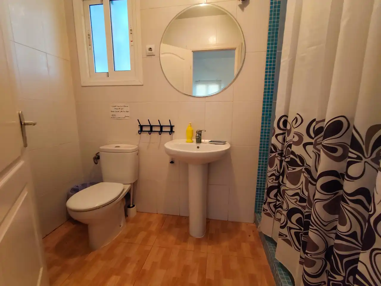 Bany de Casa o xalet en venda en Elche / Elx amb Jardí privat, Terrassa i Piscina