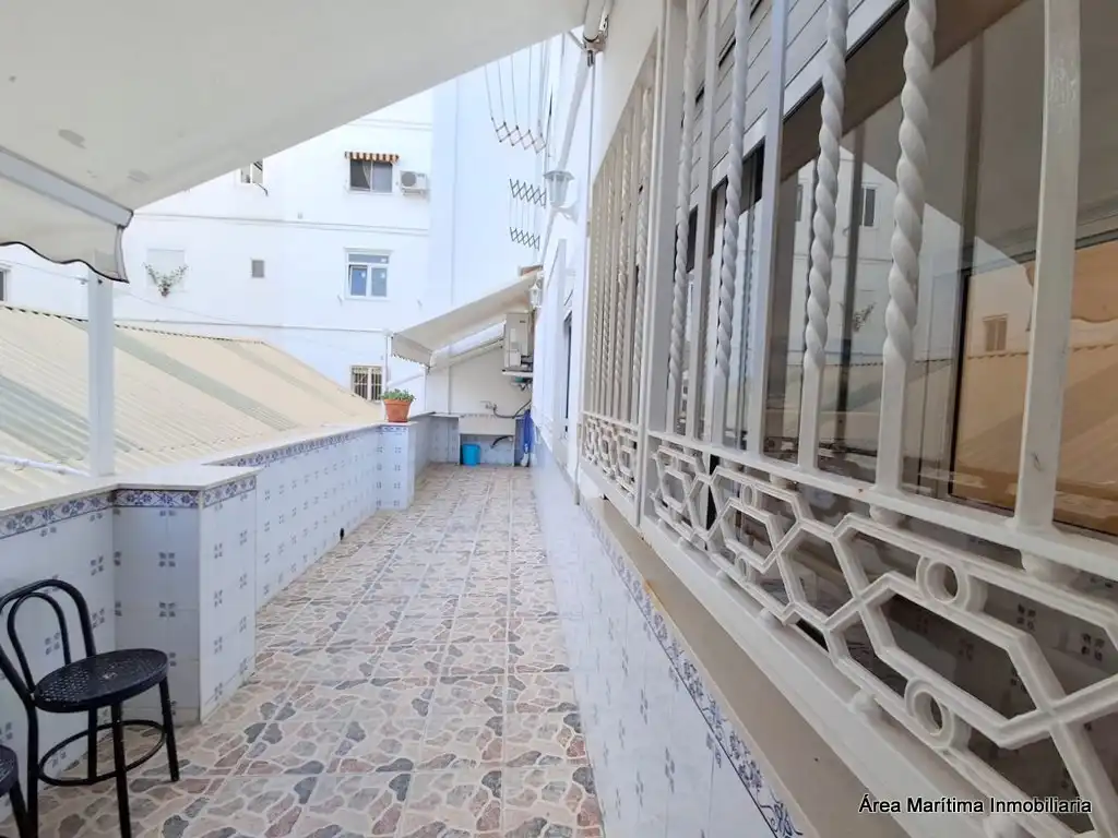 Flat for rent in Carrer d'Ernest Anastasio, El Cabanyal - El Canyamelar