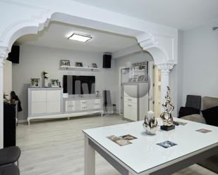 Sala d'estar de Pis en venda en  Jaén Capital amb Aire condicionat i Terrassa