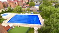 Piscina de Pis en venda en Torrejón de Ardoz amb Aire condicionat