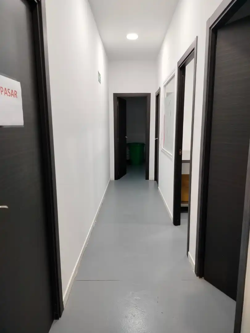Nave industrial en traspaso en Parla con Calefacción