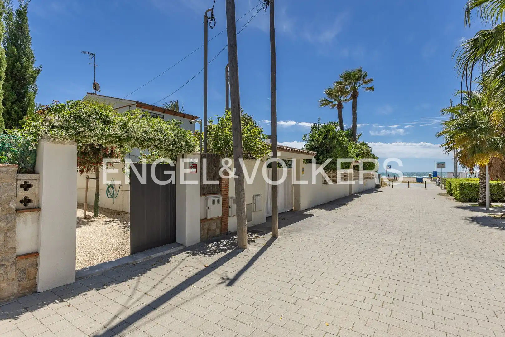 Exterior view of Houses for sale in Castelldefels  with Heating, Private garden and Terrace