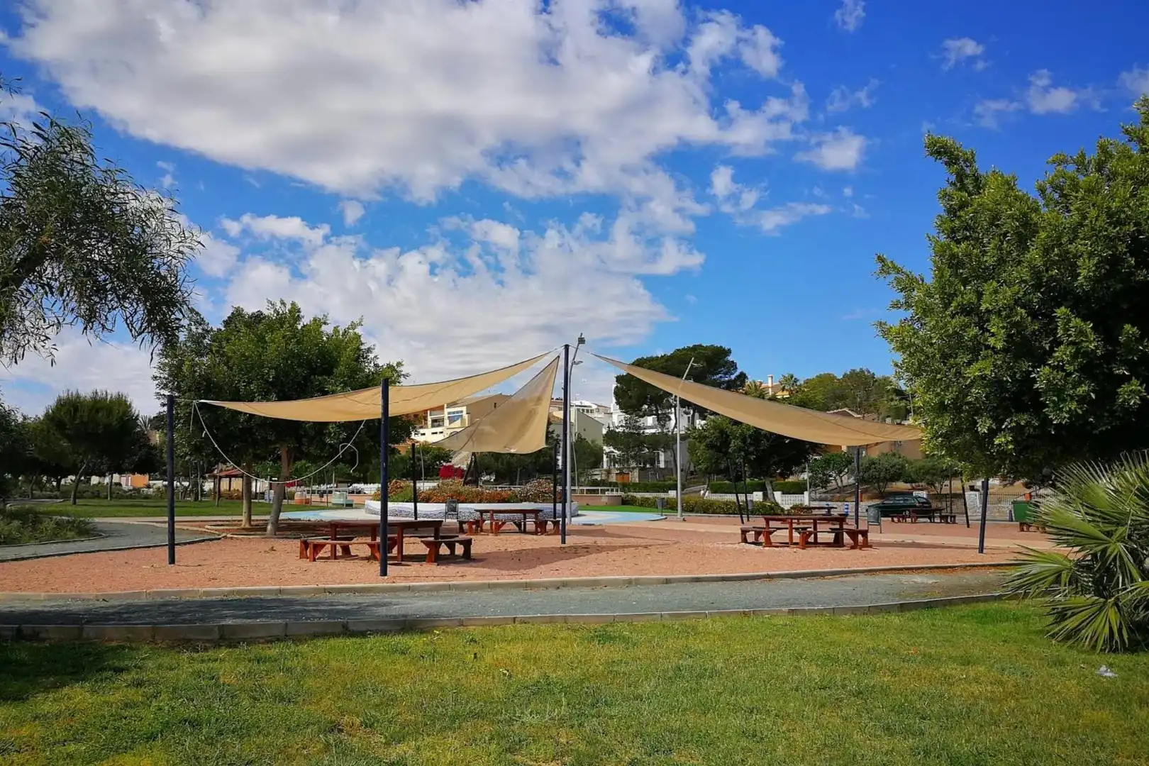Vista exterior de Casa o chalet en venta en Torrevieja con Aire acondicionado, Calefacción y Jardín privado