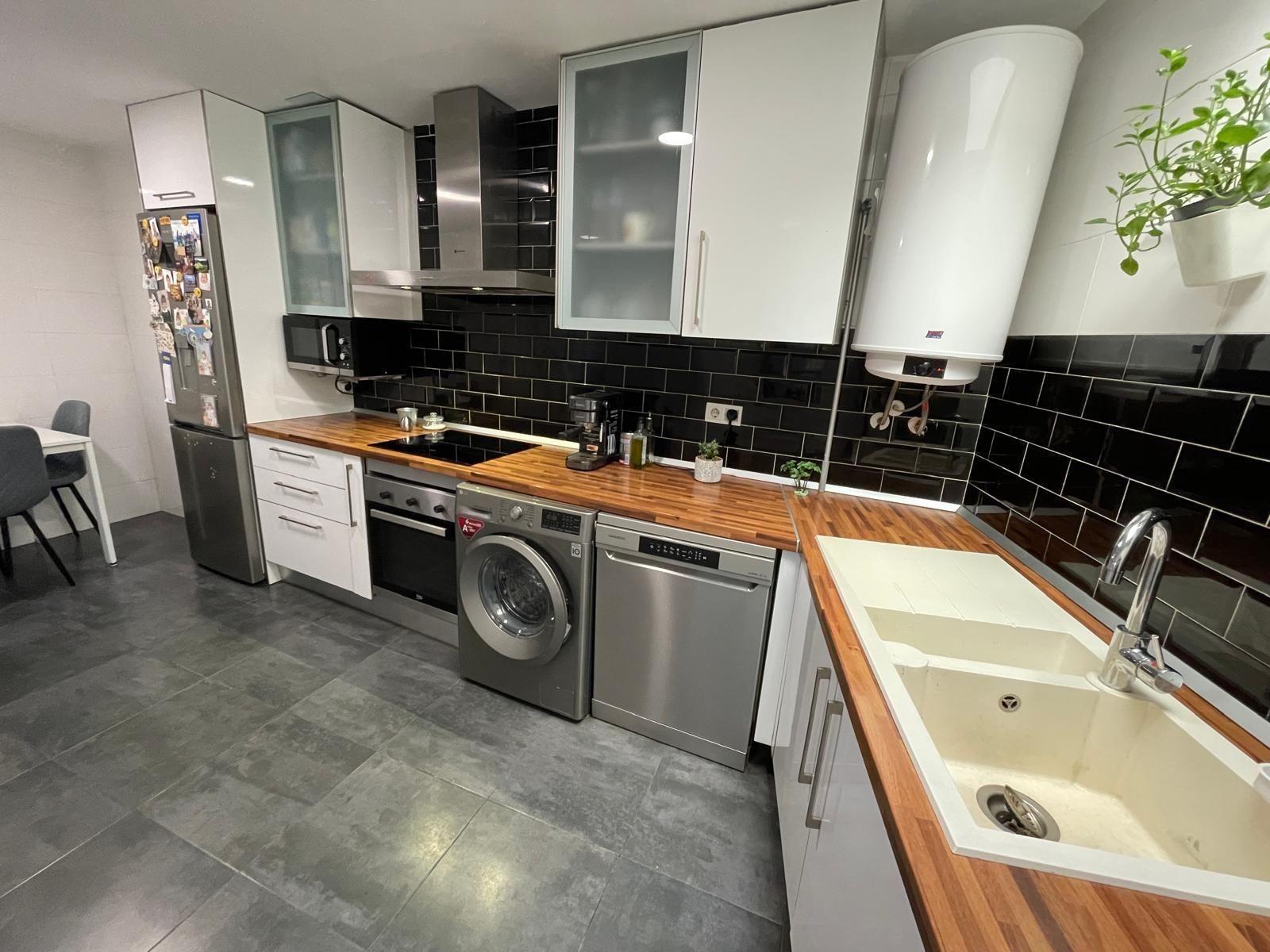 Kitchen of House or chalet for sale in Málaga Capital  with Air Conditioner, Terrace and Furnished