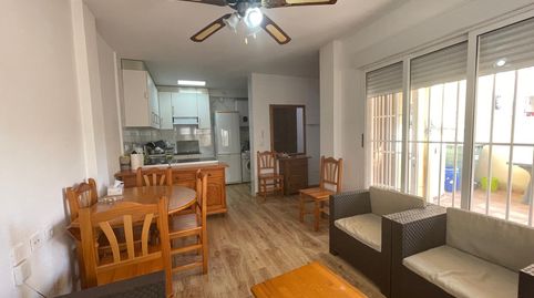 Foto 5 von Einfamilien-Reihenhaus zur Miete in Calle Madamme Curie, Zona los Frutales, Torrevieja