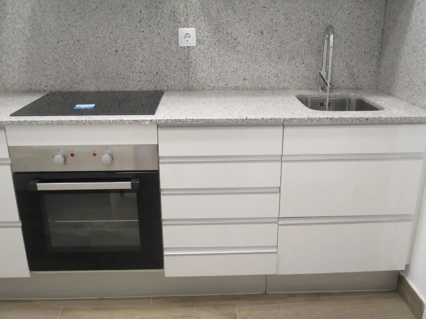 Kitchen of Flat for sale in Mollet del Vallès  with Air Conditioner, Terrace and Furnished