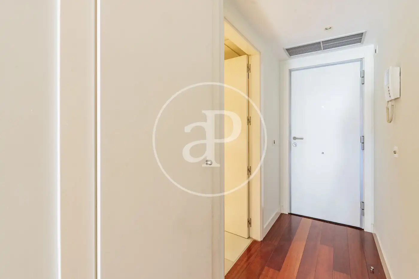 Wohnung zum Verkauf in Madrid mit Klimaanlage, Heizung und Möbliert