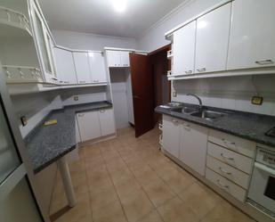 Kitchen of Flat for sale in Cáceres Capital