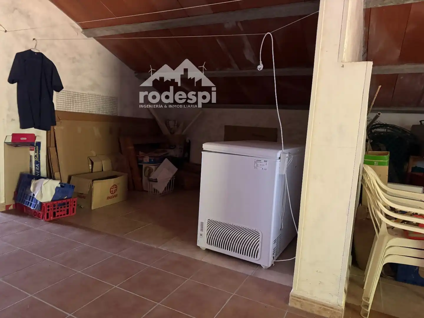 Haus oder Chalet zum Verkauf in Sanxenxo mit Heizung, Abstellraum und Möbliert