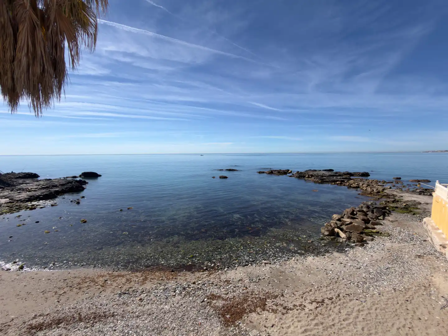 Außenansicht von Wohnungen zum Verkauf in Benalmádena mit Privatgarten, Terrasse und Abstellraum