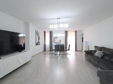 Appartement avec balcon à vendre à Calle MANUEL DOMINGUEZ MARGARIT