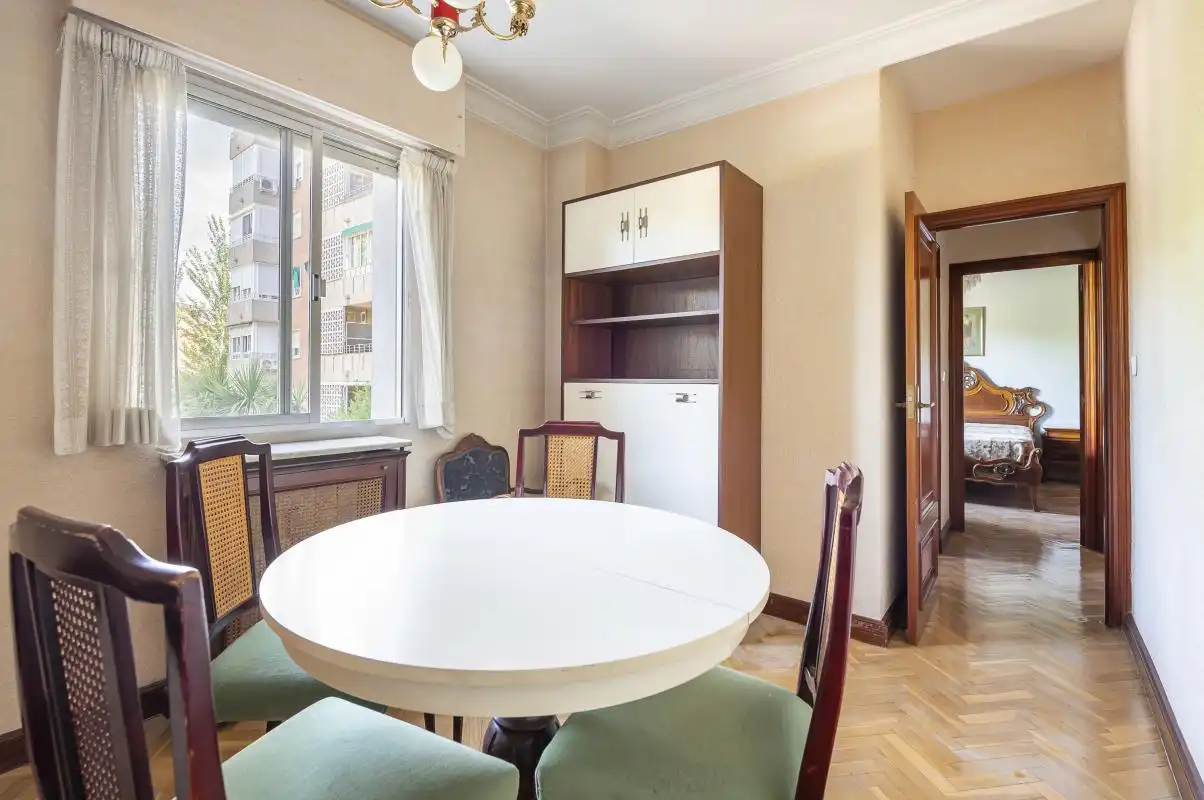 Comedor de Piso en venta en Madrid con Calefacción, Jardín privado y Terraza