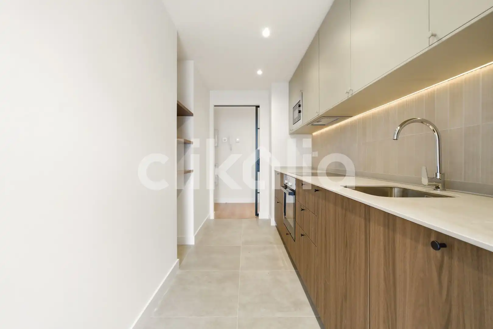 Küche von Wohnung zum Verkauf in Madrid mit Klimaanlage, Heizung und Terrasse